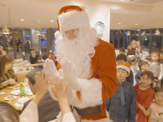 kids_carousel_0001_Layer 17