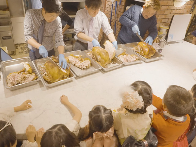 kids_carousel_0002_Layer 16