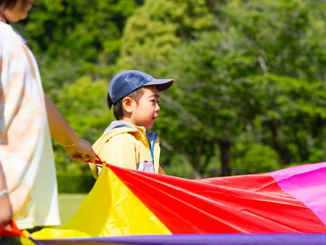 kids_carousel_0006_Layer 12